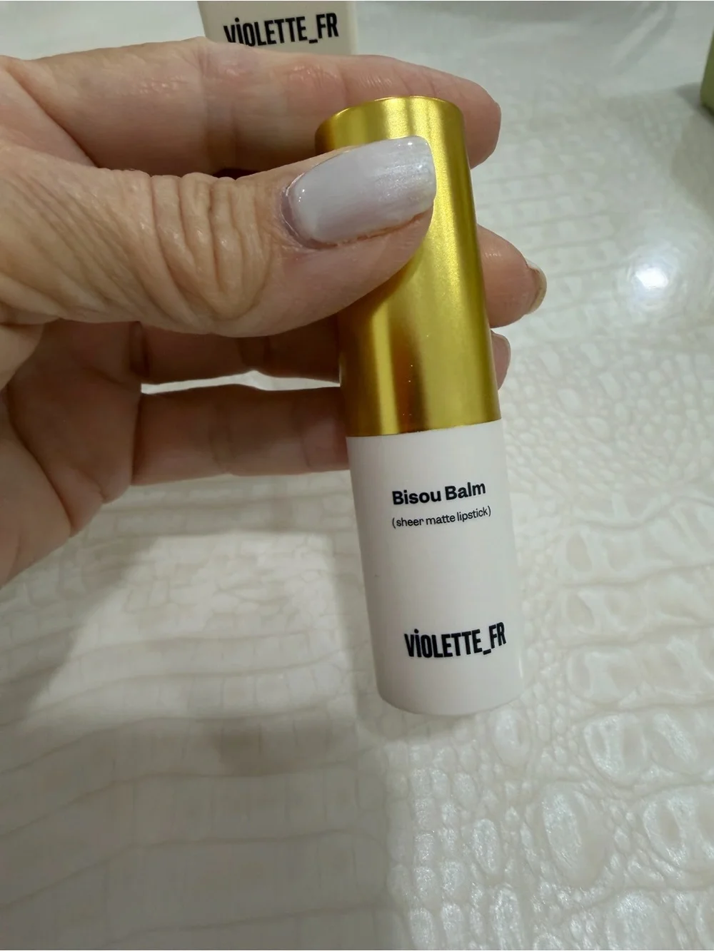 Bisou Bisou Sheer Matte Balm in Gold & White